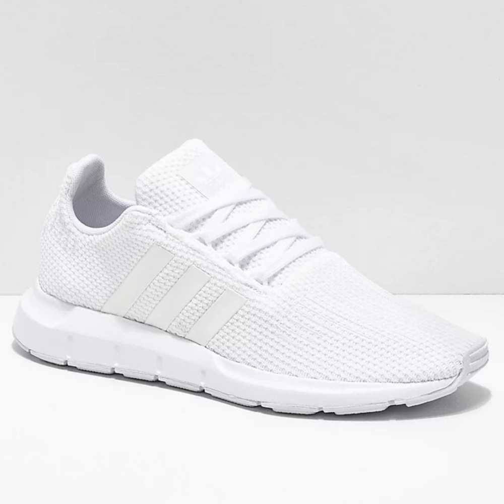 Adidas Swift Run White Women’s Size 6.5